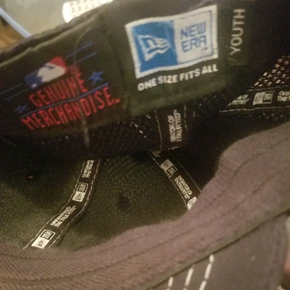 Used White Sox  Youth baseball Cap wore and wash  but still in good condition - Picture 5 of 5